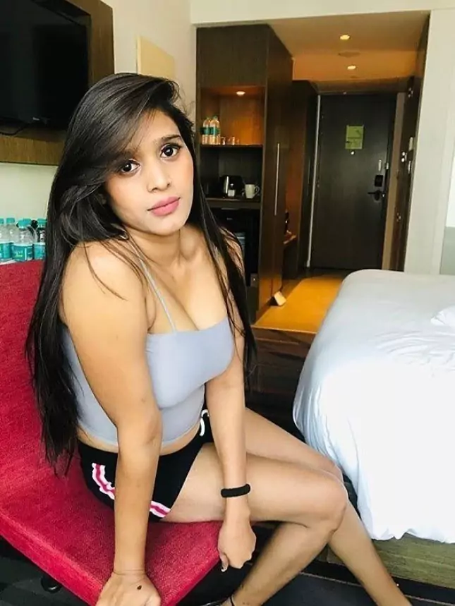 कॉल गर्ल्स सर्विस ठालतेज चोकड़ी